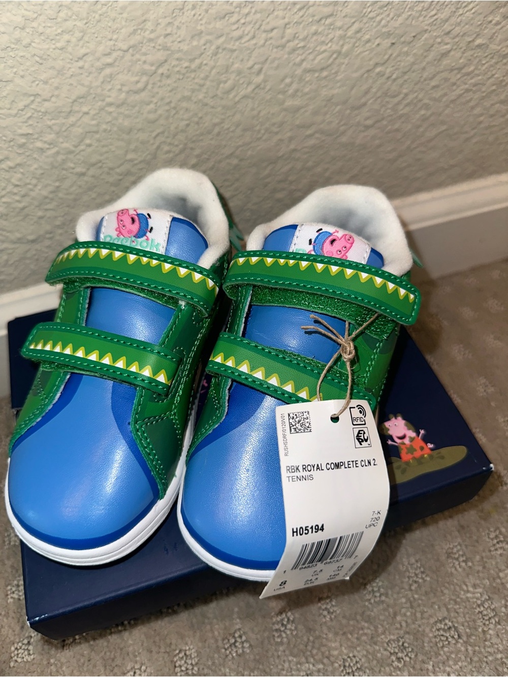 Reebok Kids Blue and Green Peppa Pig Velcro Sneakers